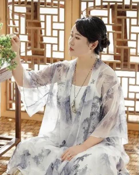 门彩云